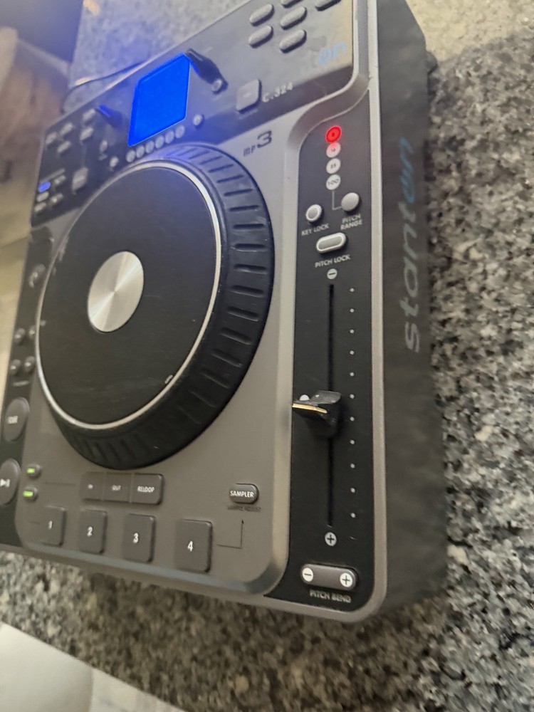 Stanton C.324 Tabletop DJ Turntable Mixer CD Player Needs Repair "No Disc" ERROR