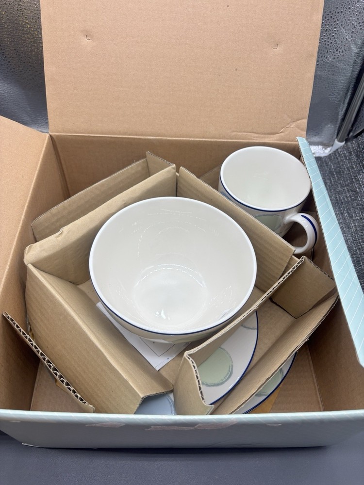 Noritake Ambience Blue Java 4 Pc Setting NIB