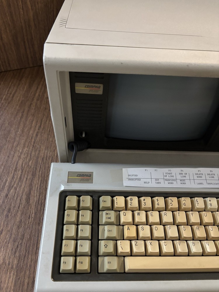 Vintage Compaq Plus Portable Computer/ Read Description