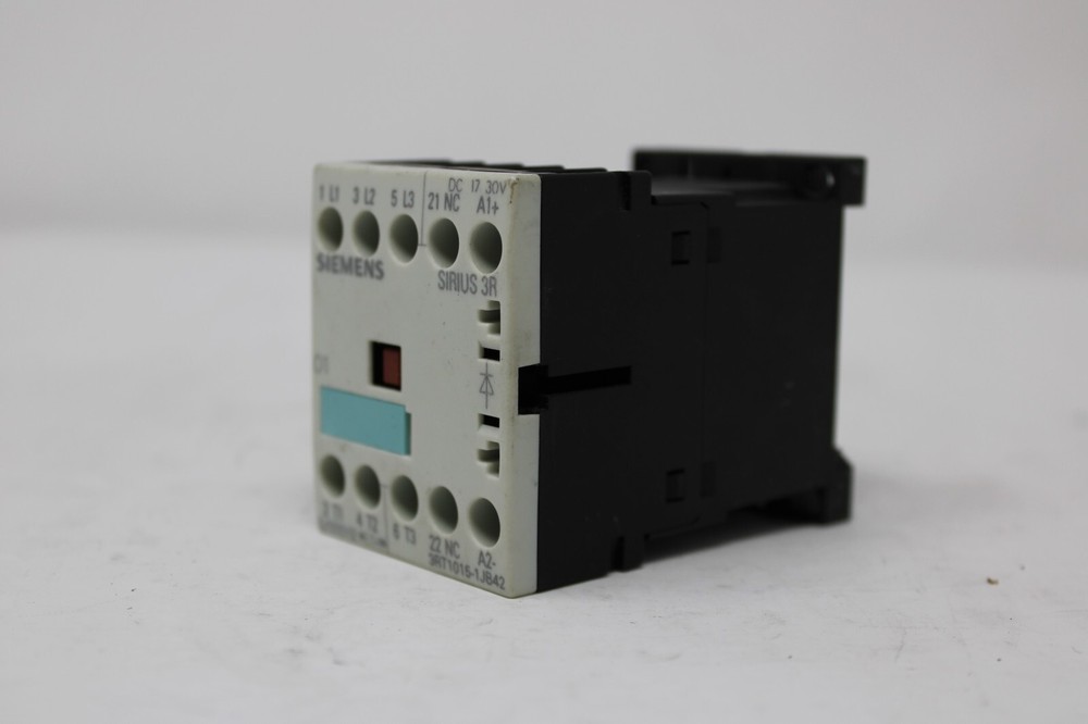 Siemens 3RT1015-1JB42 Contactor