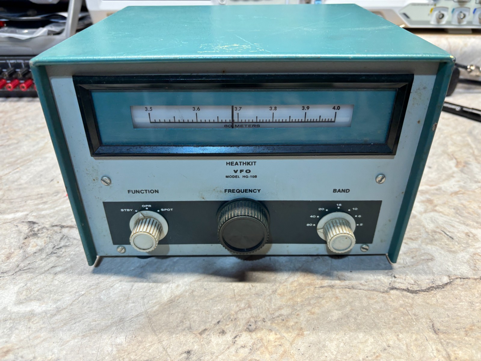 Heathkit VFO Model HG-10B Nice Condition. All dials move smoothly. Parts repair