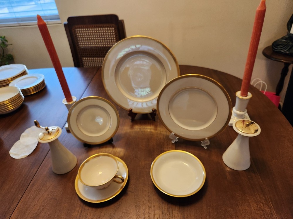 LENOX Flawless China Tuxedo Pattern 60 Pieces