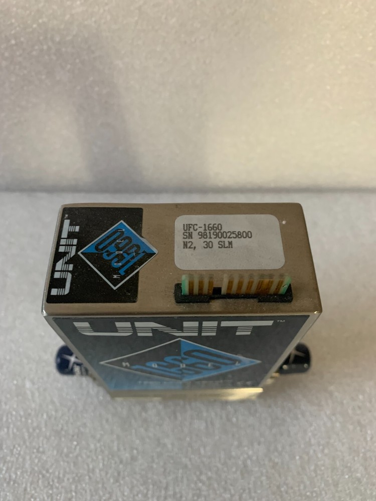 Unit UFC-1660 Mass Flow Controller. N2 30SLM, 1/4" VCR Fitting