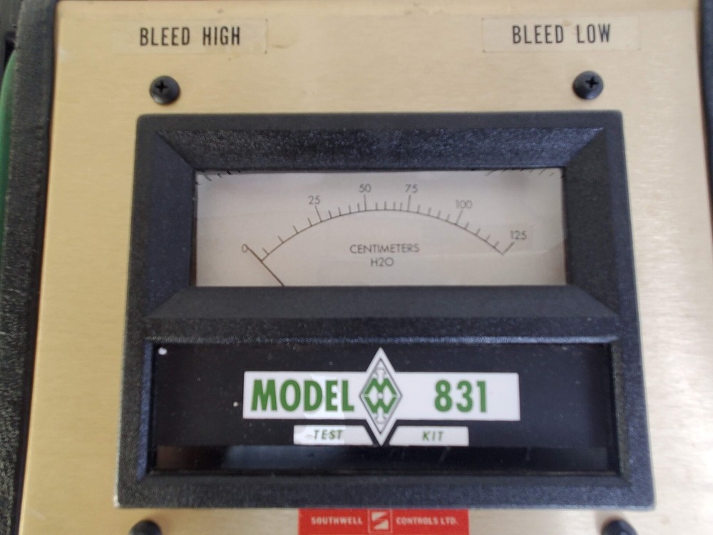 Mid-West Instruments Precision Flow Test Kit # 831 In Box