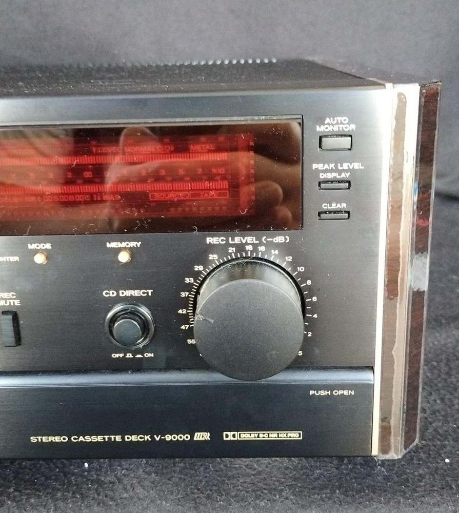 TEAC V-9000 cassette deck