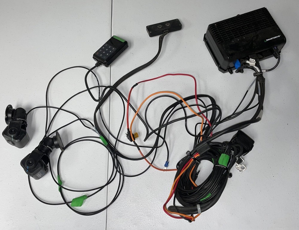 SMARTDRIVE SR4 Automotive Fleet Camera System Dual Camera