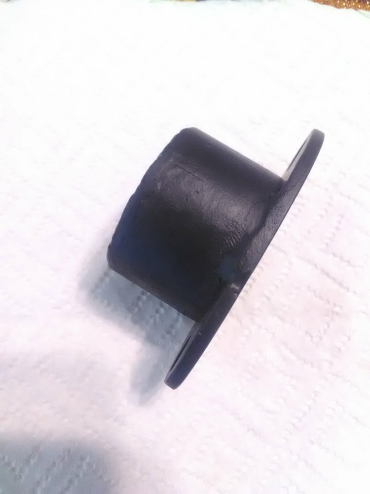MAYTAG MODEL 82, 92 & 72 MUFFLER FLANGE 1" PIPE THREADS