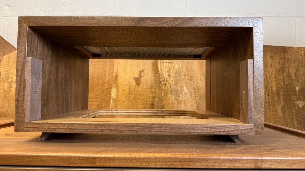 McIntosh L21 Solid Walnut Custom Cabinet (Pre-Order)