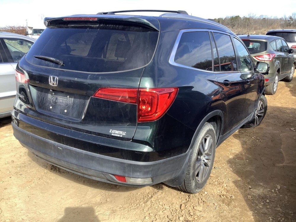 PILOT 2016 Glove Box 4964853