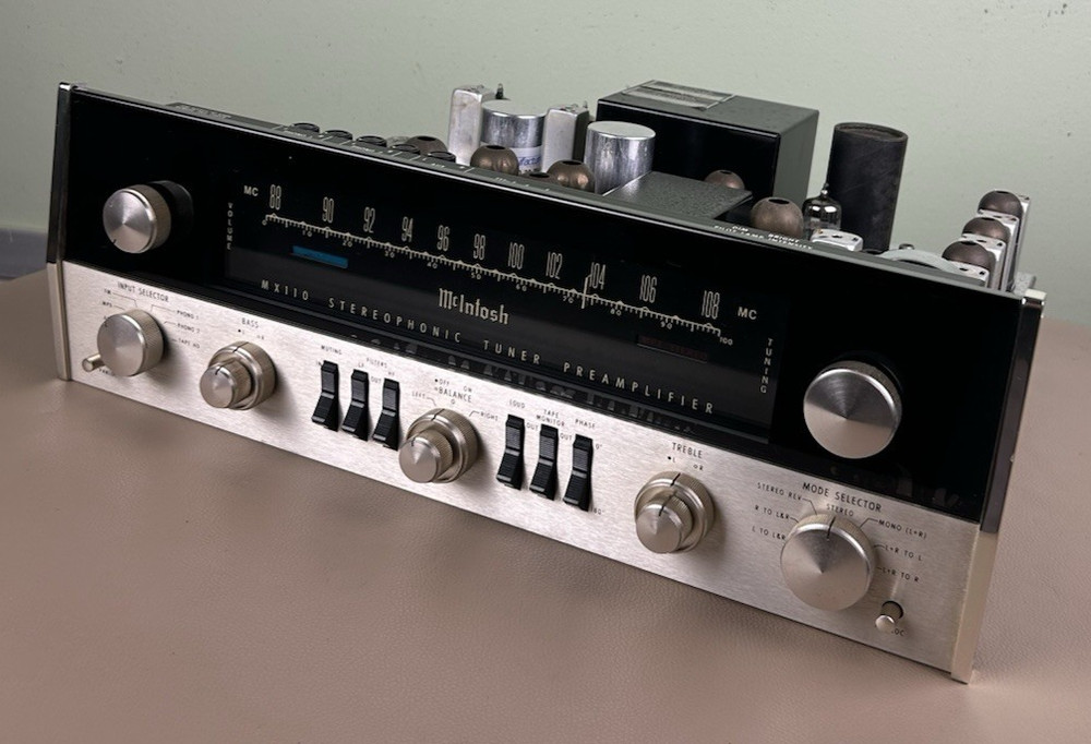 MCINTOSH MX110Z STEREO PREAMPLIFIER NICE