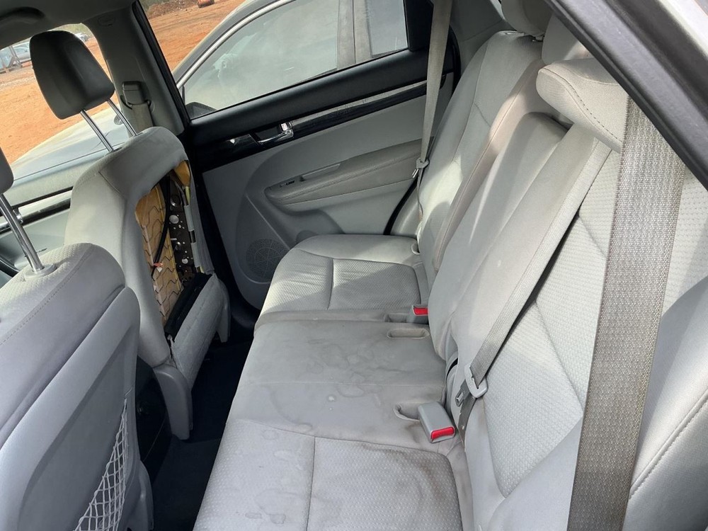 Fuse Box Engine Fits 11-13 SORENTO 5010400