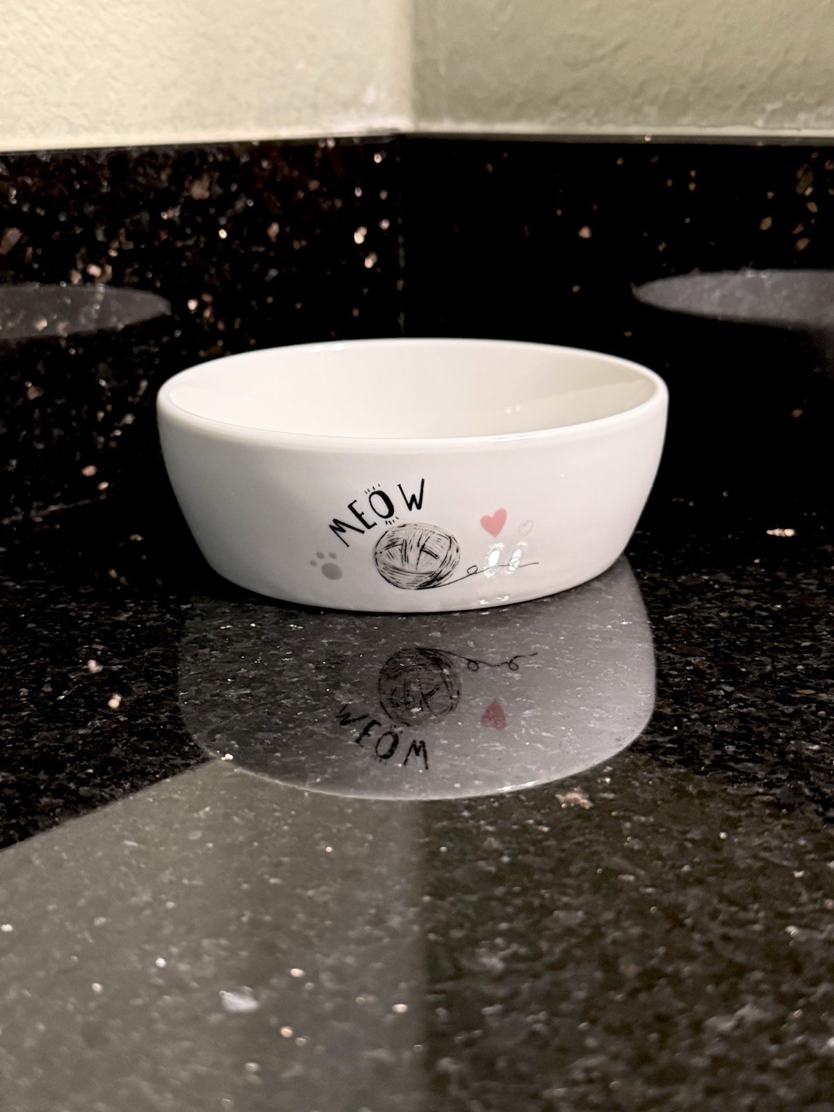 Meow Ceramic Cat Bowl SO CUTE! Brand New