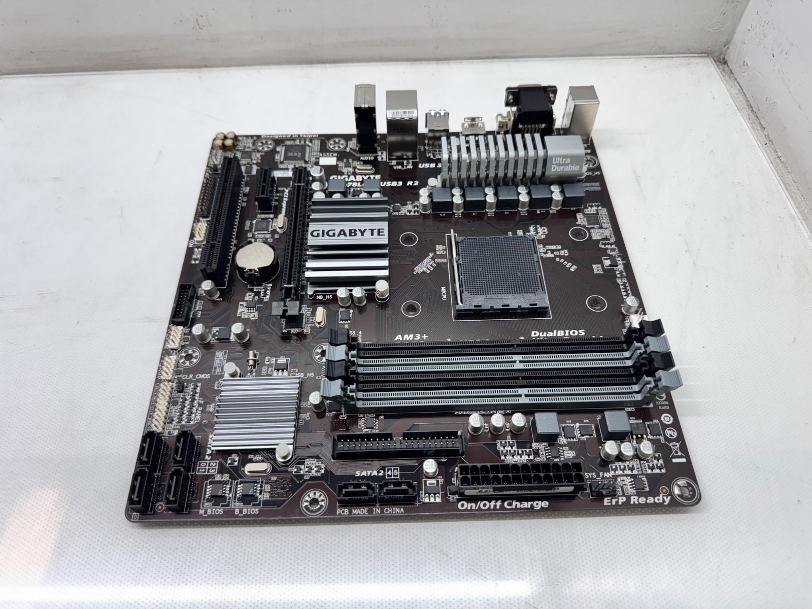GIGABYTE GA-78LMT-USB3 R2 AM3+ DDR3 motherboard