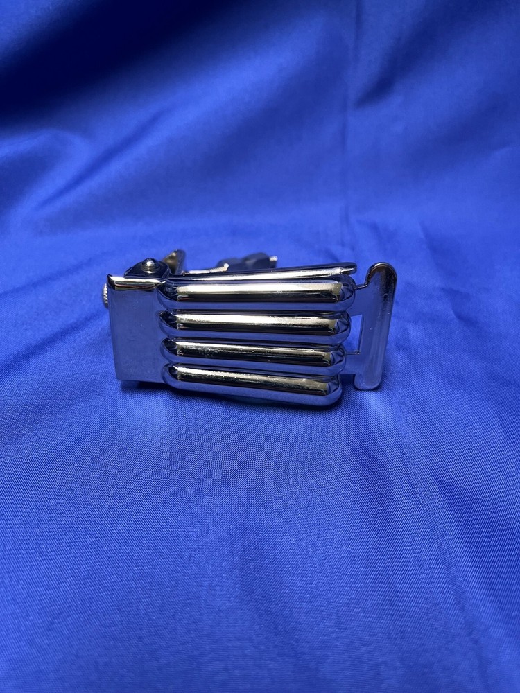 Saga Clamshell Style Banjo Tailpiece P-111