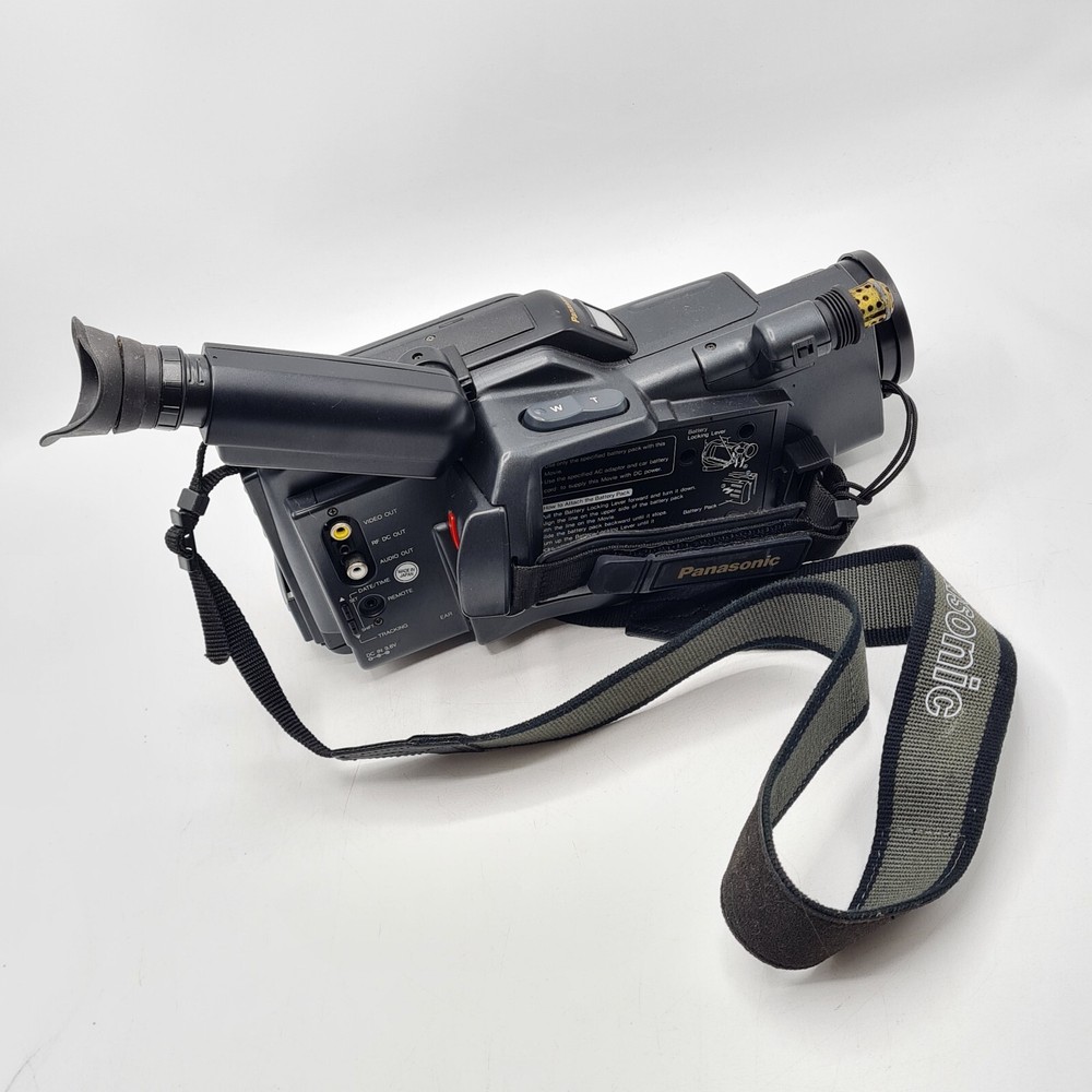 Panasonic NV-MC20B Video Recorder Camera Unit Only No Battery Untested & Case