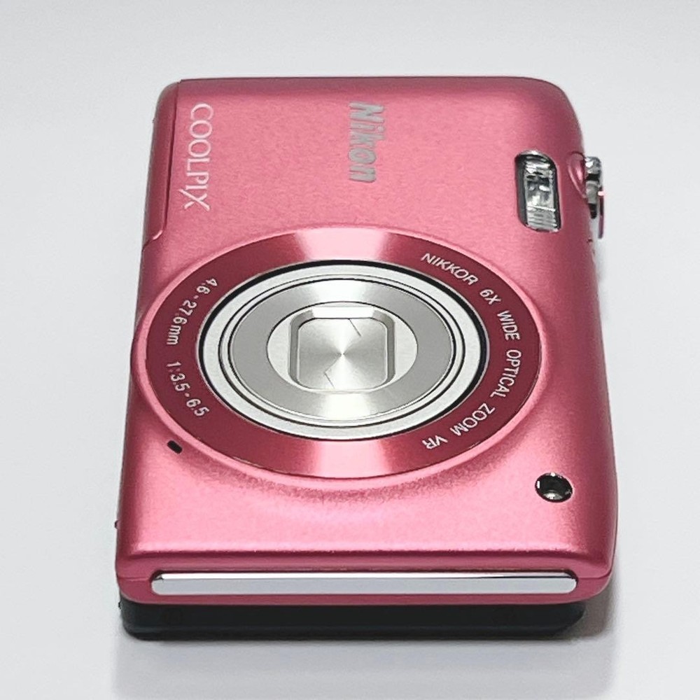 Nikon Coolpix S3300 Pink Compact Digital Camera Excellent Condition
