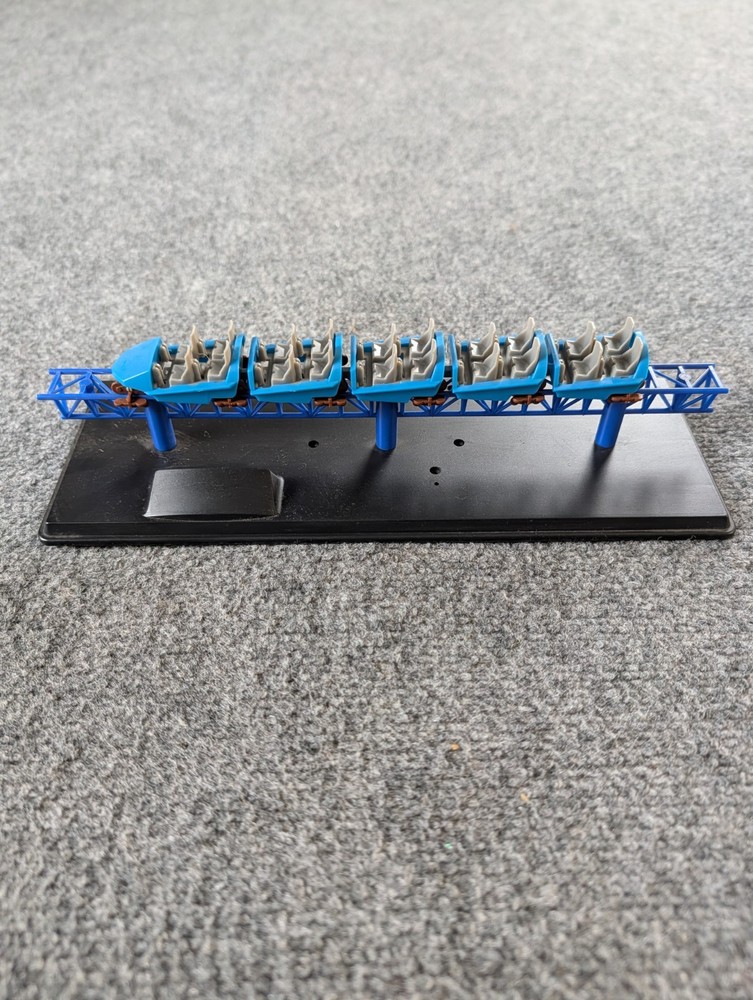 Coasterdynamix Statix Millenium Force model Roller Coaster 1:48 Scale Train