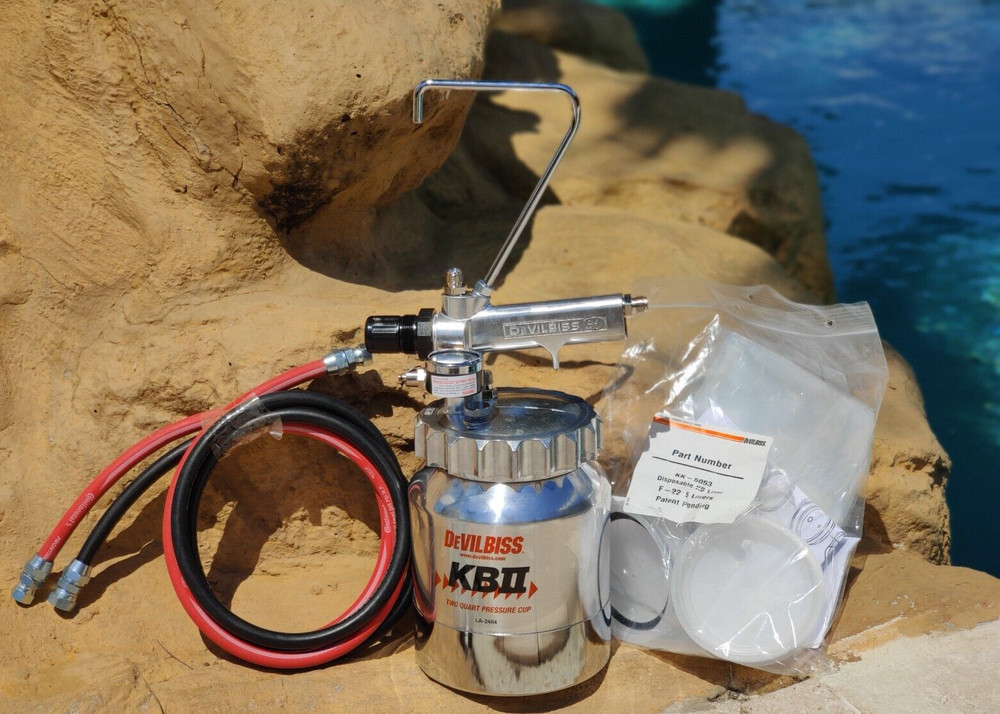 Devilbiss 2100 Pressure Feed Spray Gun & 2 QT Pot, 5" Hose