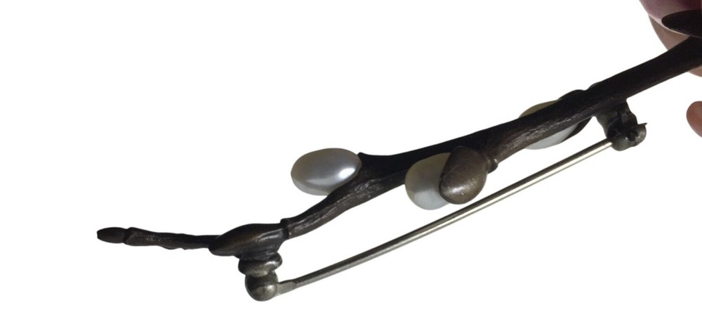 Vintage Spring Flower Bud Branch Brooch Pin