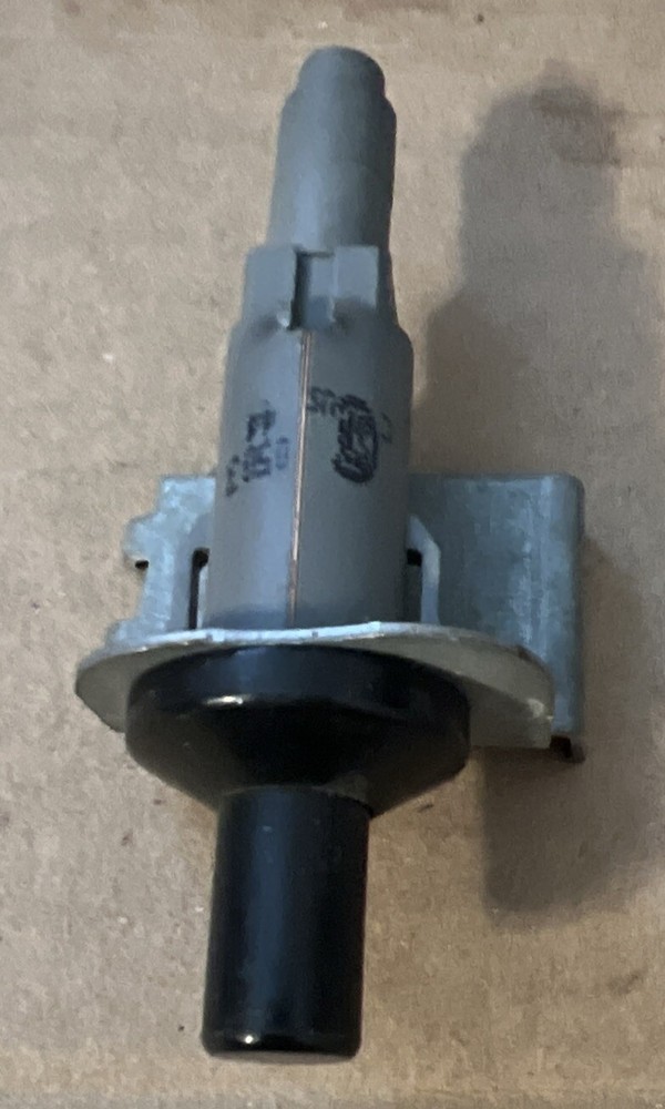 097159-01 Piezo Ignitor Snap In Style