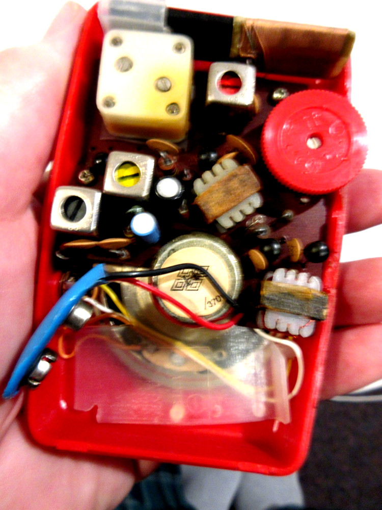 2-Vintage Transistor Radios Red-Computron & AITC Solid State