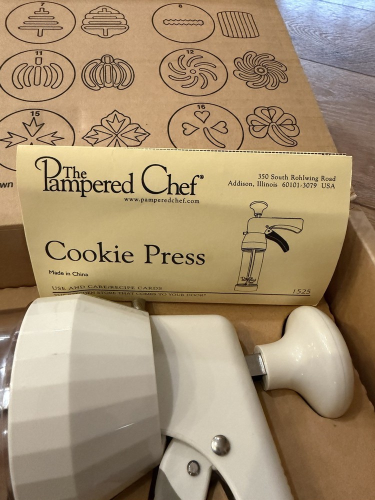 Pampered Chef Cookie Press Model 1525