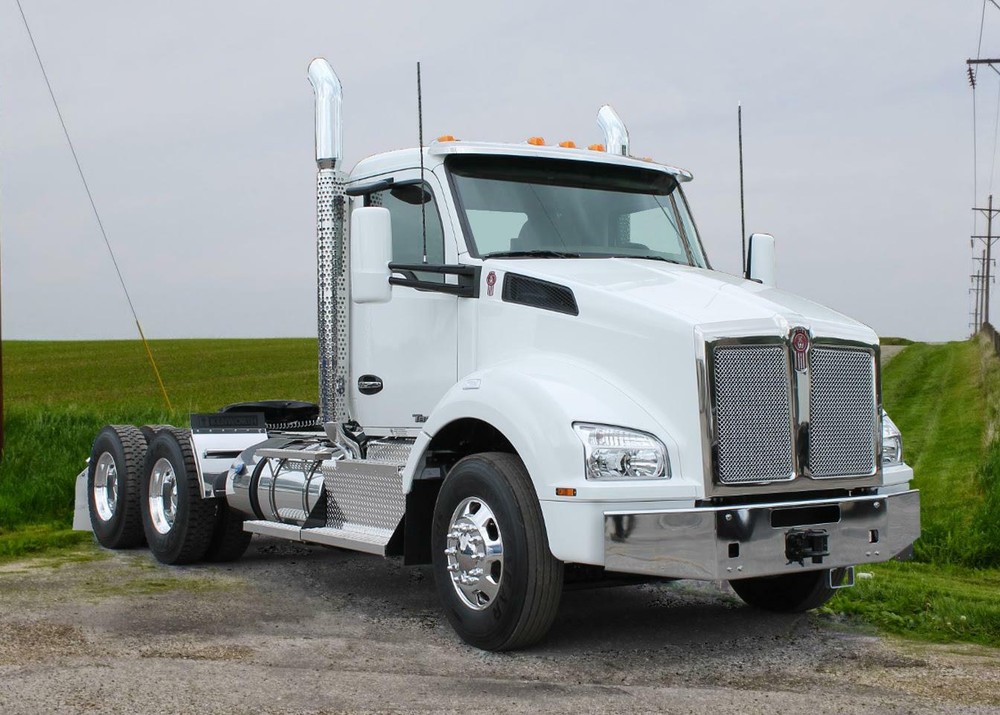 Kenworth T880 Premium Quilted Winter Front