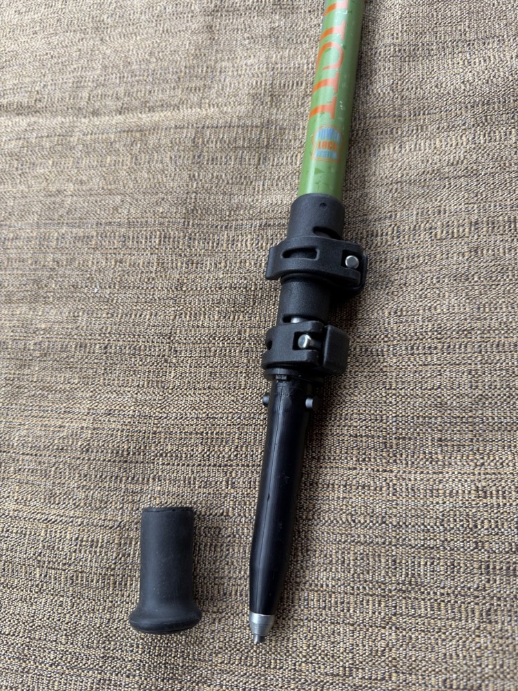 Fishpond Wading Pro Stick never used, without tags.