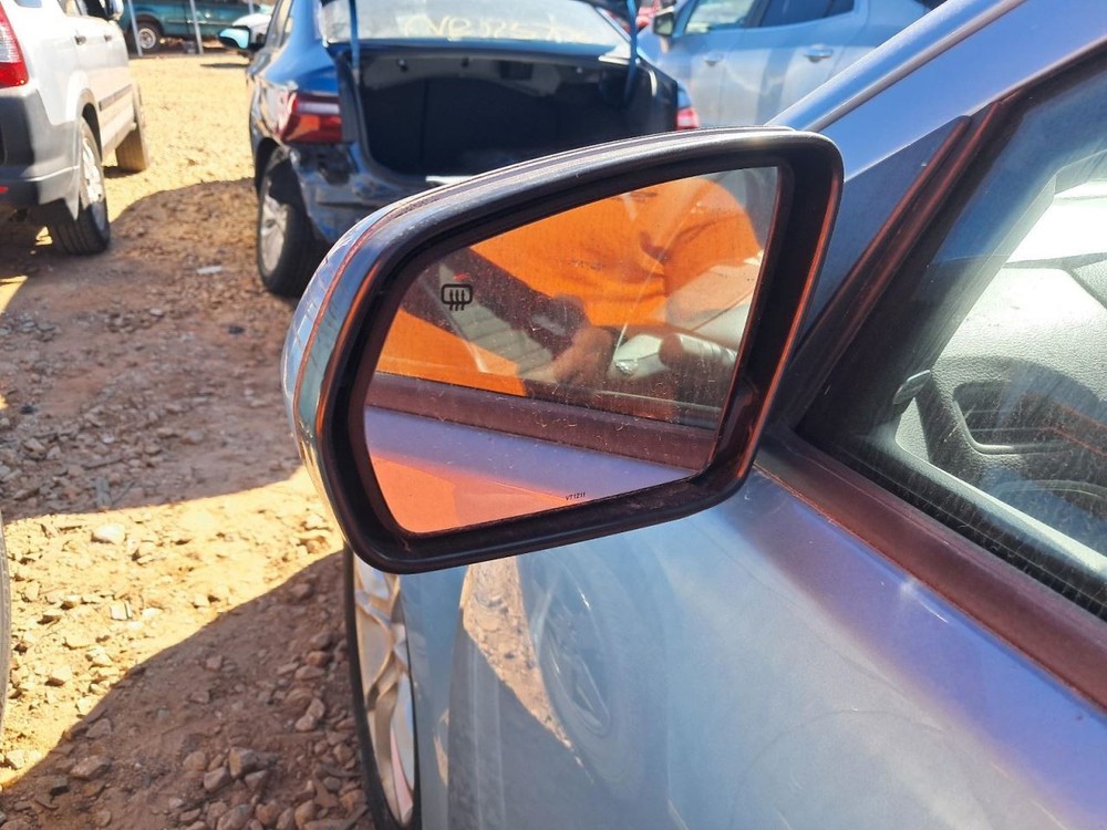 AVENGER 2013 Glove Box 4827345