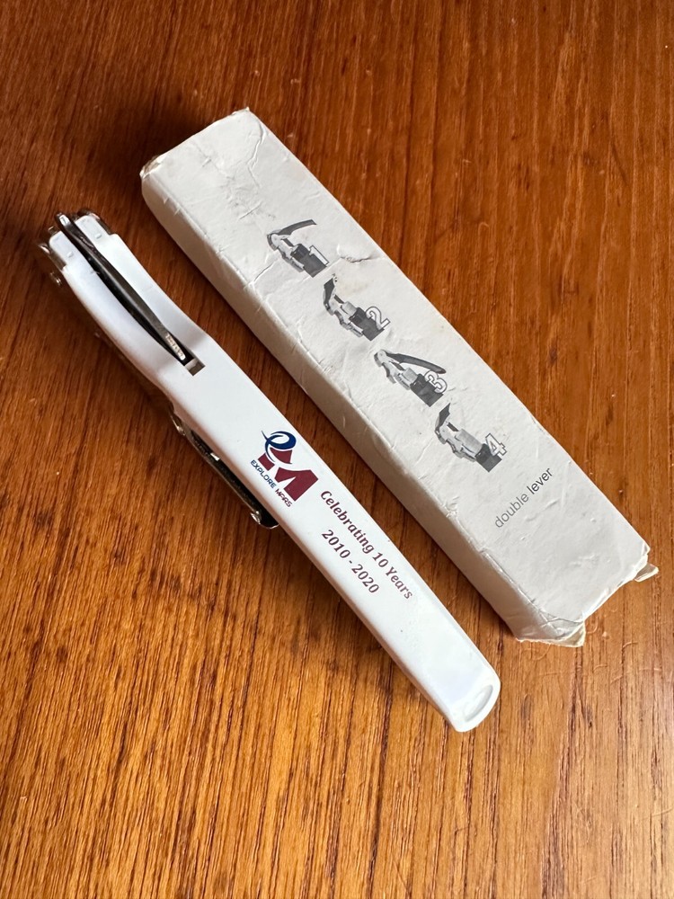 NEW Murano EXPLORE MARS Waiters Corkscrew Wine Key Opener