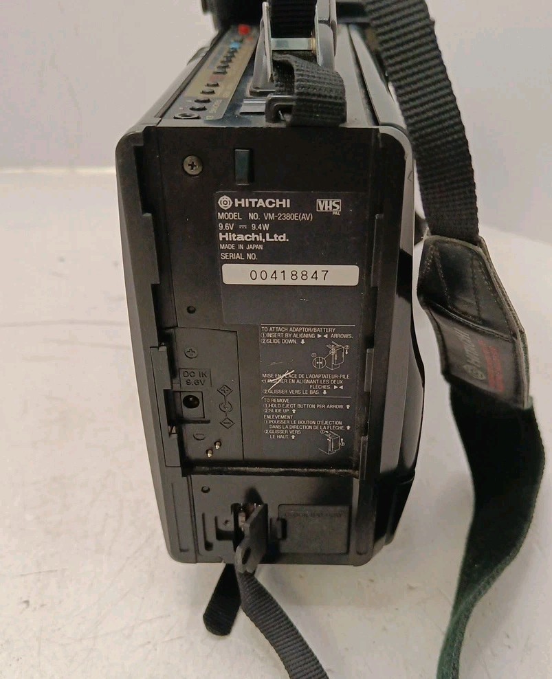 Hitachi VM-2380E VHS Camcorder Accessories & Hardcase (UNTESTED)