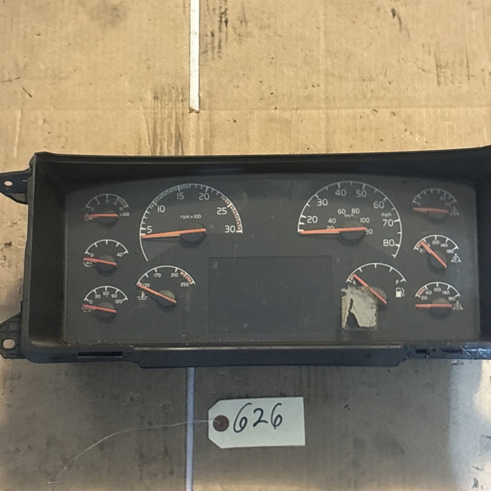 Volvo VNL Speedometer Instrument Cluster - Missing P/N