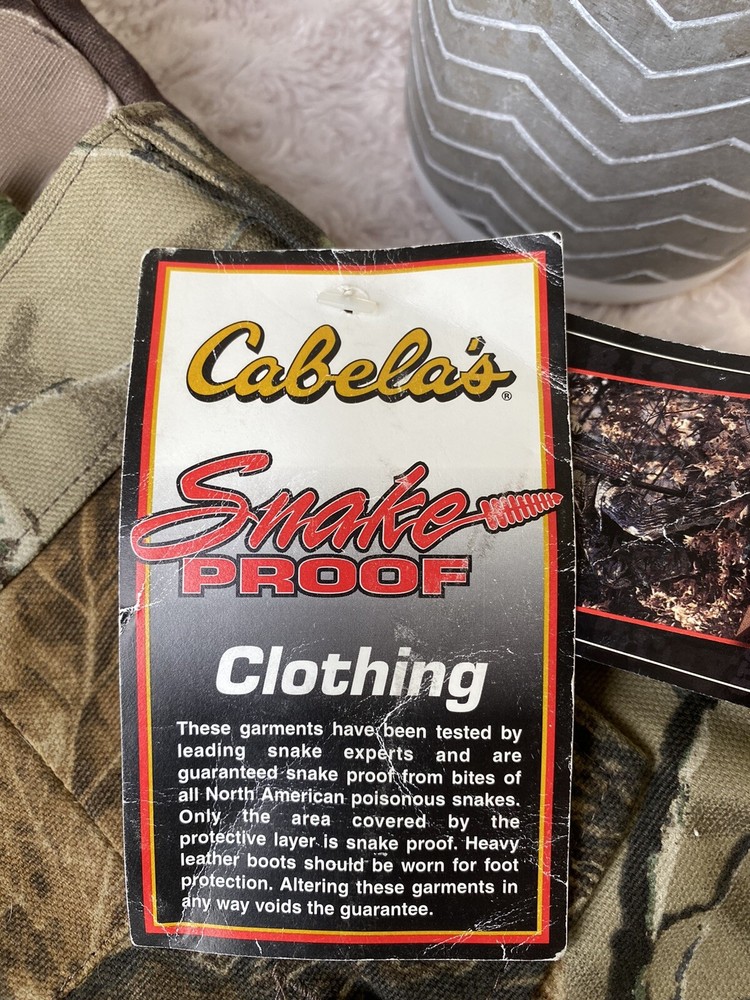 Cabelas NWT Snake Proof REAL Tree Pants 50x32