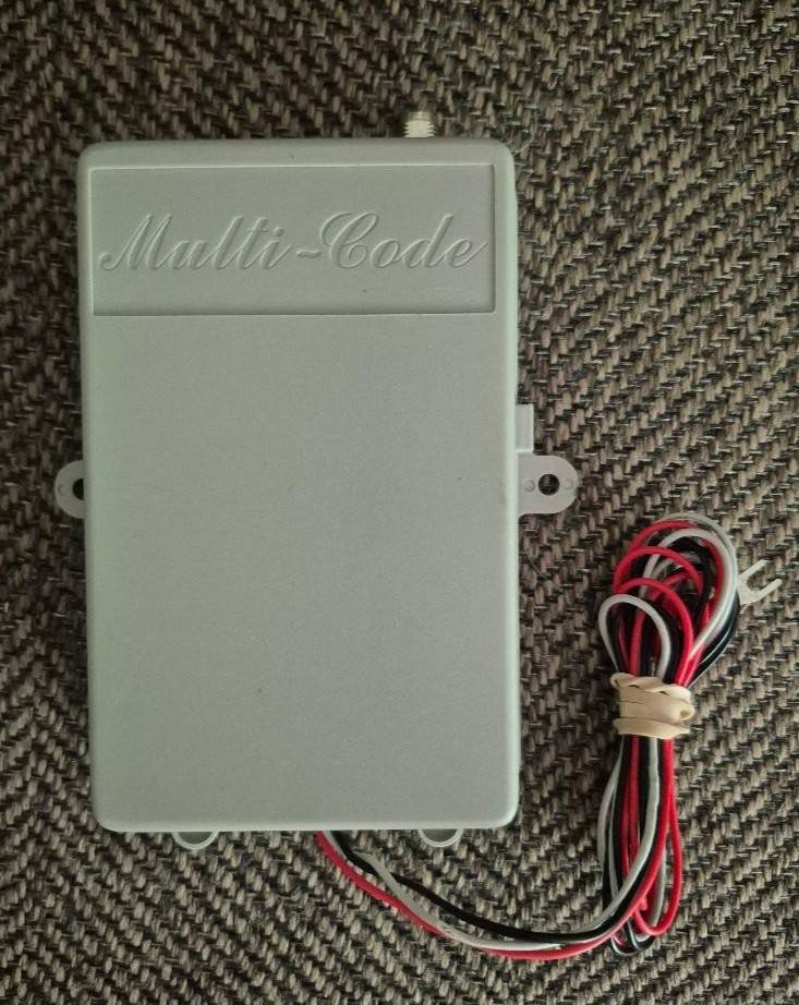 Linear / Multi-Code MCS109950 12/24V Gate Operator Receiver, 12-24V, 109950