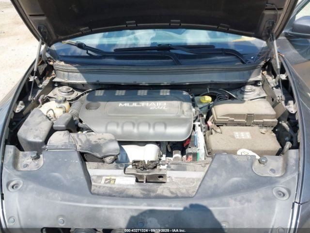 CHEROKEE  2014 Glove Box 4904867