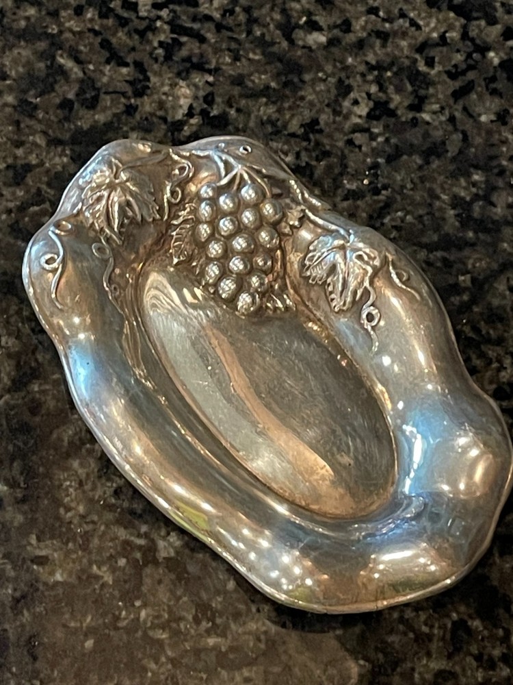 Antique Eureka Silver-Plated Small Serving Tray Dish Bowl Grapevine Pattern 5.5"