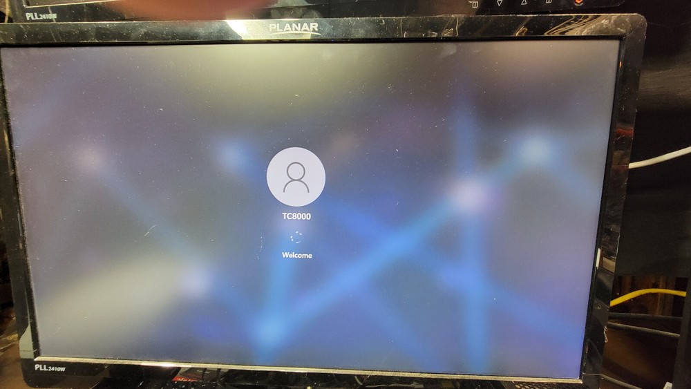 NewTek TriCaster 8000 Enhanced with Windows 11 Live Panel Virtual set editor