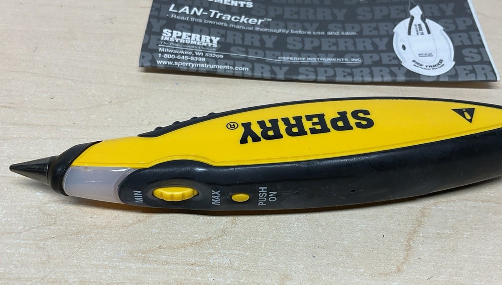 Sperry Instruments Multi-Purpose LAN tracker ET4220L Coaxial Ethernet tracker