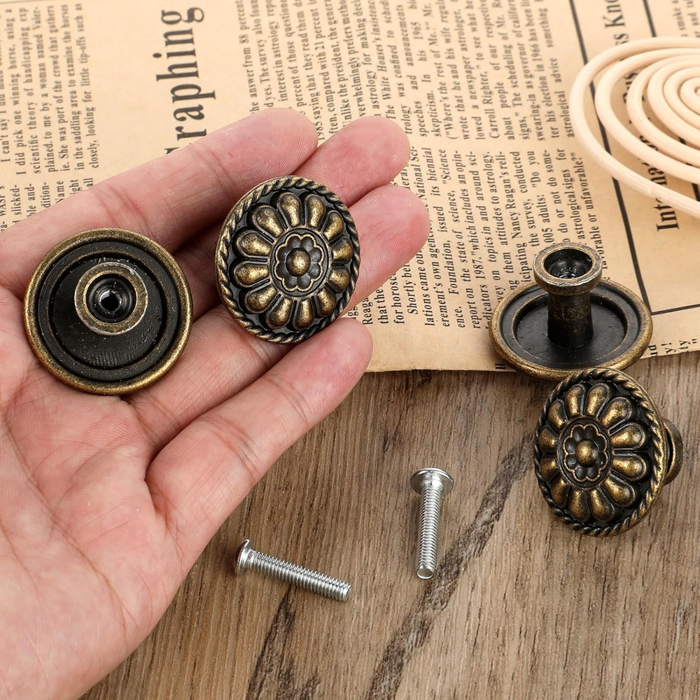 8 Pack Antique Brass Drawer Knobs Vintage Round Cabinet Pulls 1.18 Inch