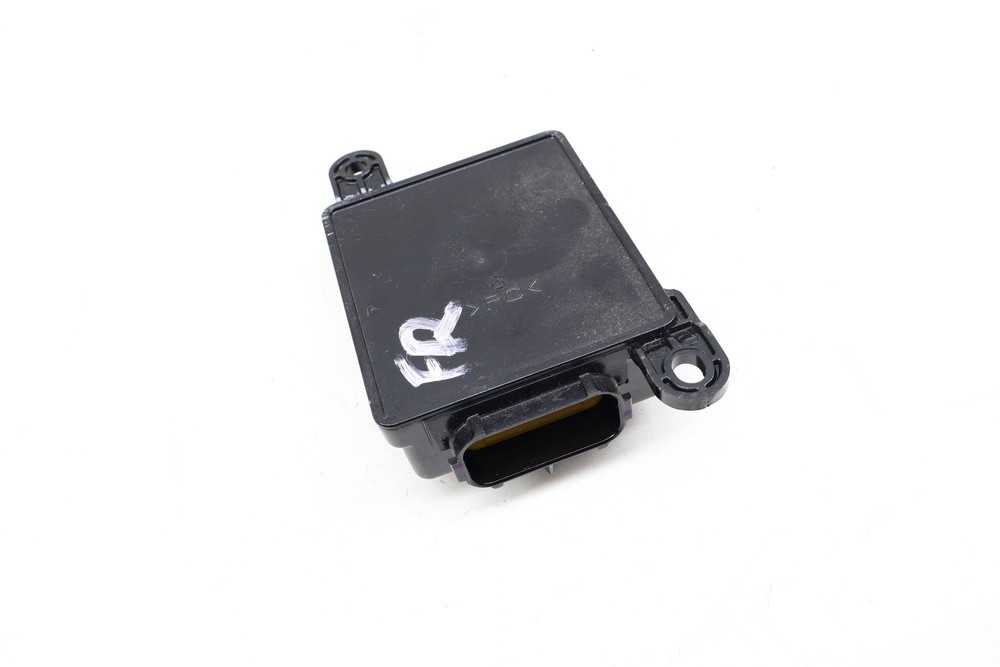 2005-2010 AUDI A6 - Front Right SEAT Occupant Detection Control Module