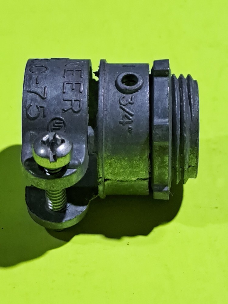 Neer SC75 3/4" Squeeze Type Conduit Fitting SC - 75