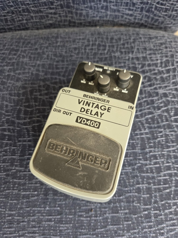 BEHRINGER VINTAGE DELAY VD400