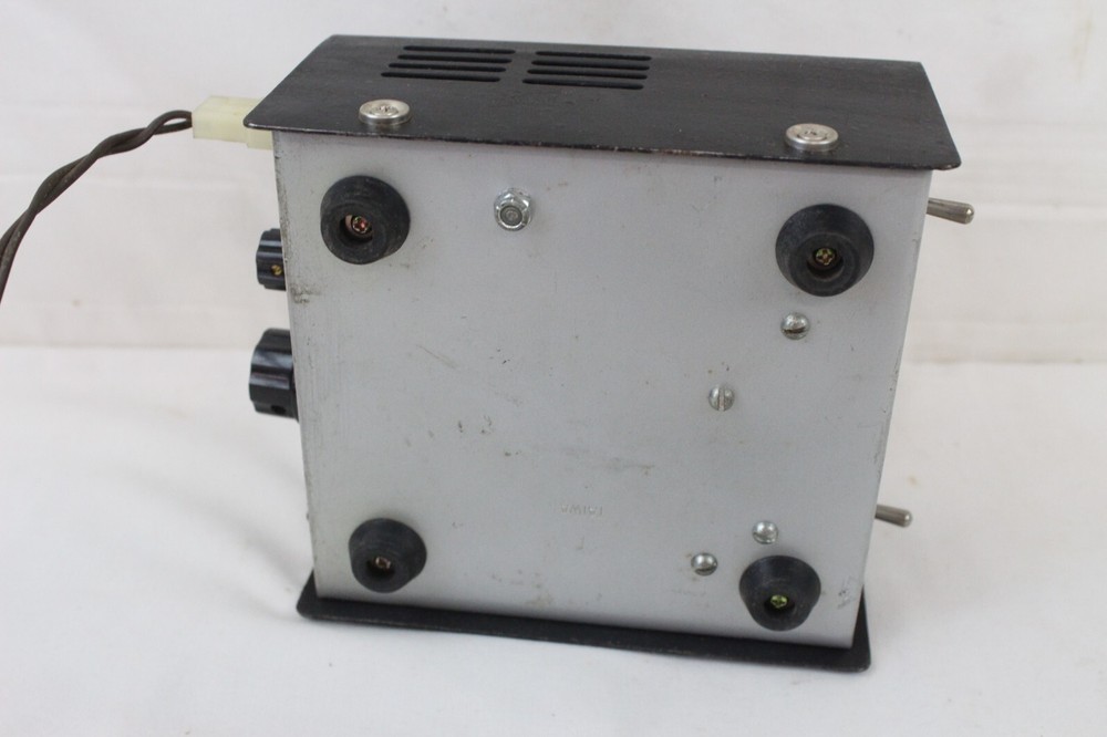 Vintage Dual Switch D.C. Volt Meter Micronta 270-1754 Right Left w/ Dials