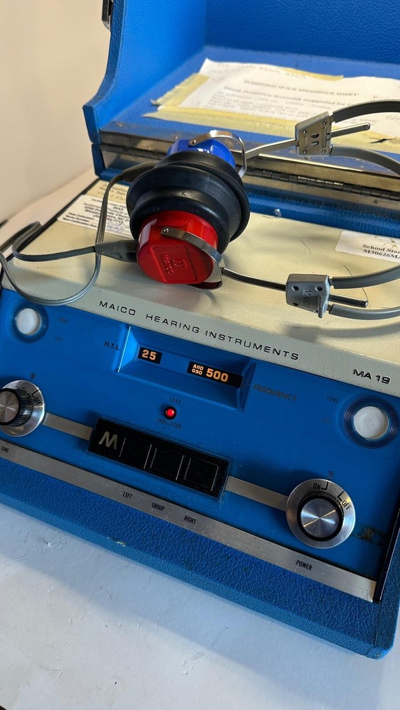 Model MA-19 Hearing Instrument Audiometer With Headphones