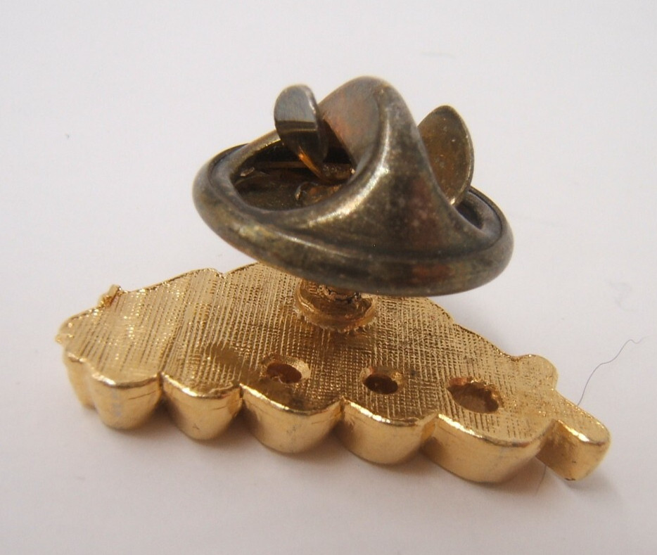 VTG COORS LAPEL HAT PIN GOLD TONE