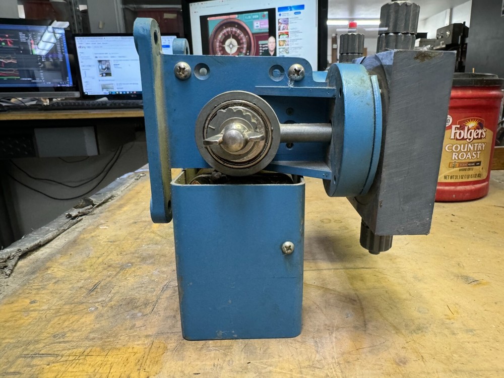 Blue White Ind. Chem-Feed C-3500 variable speed diaphragm metering pump