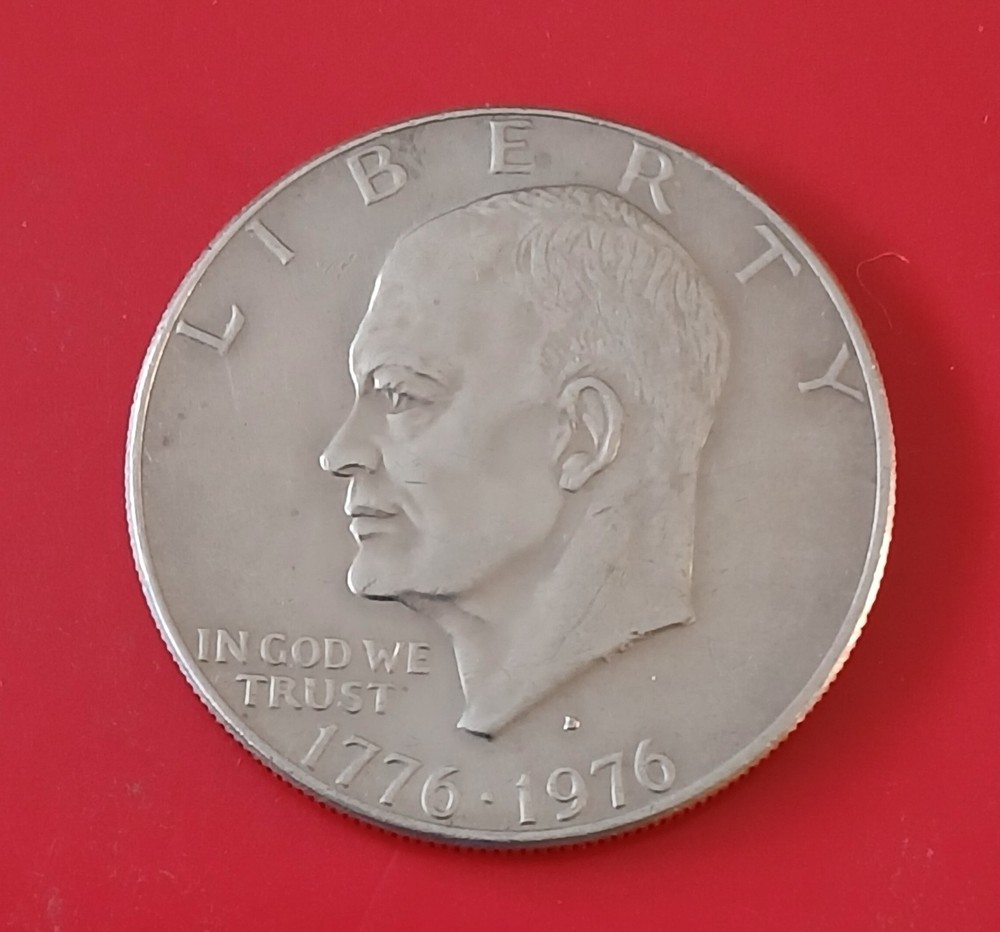 Rare Bicentennial 1976 Eisenhower Dollar Initials DRW On Reverse, Filled In D