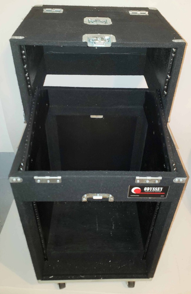 Odyssey CS4814W Carpeted Rack Case with wheels
