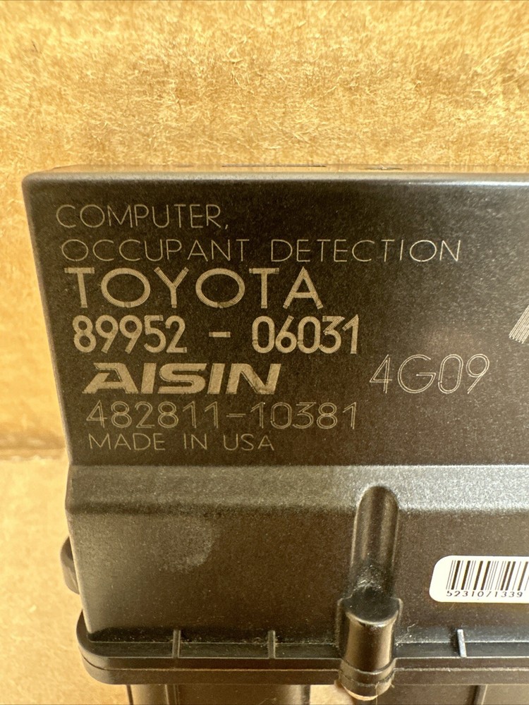 2012-2014 Camry Front Passenger Seat Occupant Detection Module AP 89952-06031