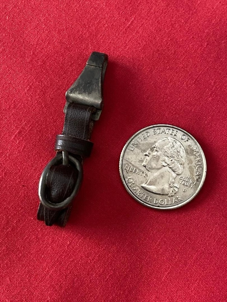 Post WW2 German 1/2 Scale REPLICA SA DAGGER LEATHER HANGER Mint